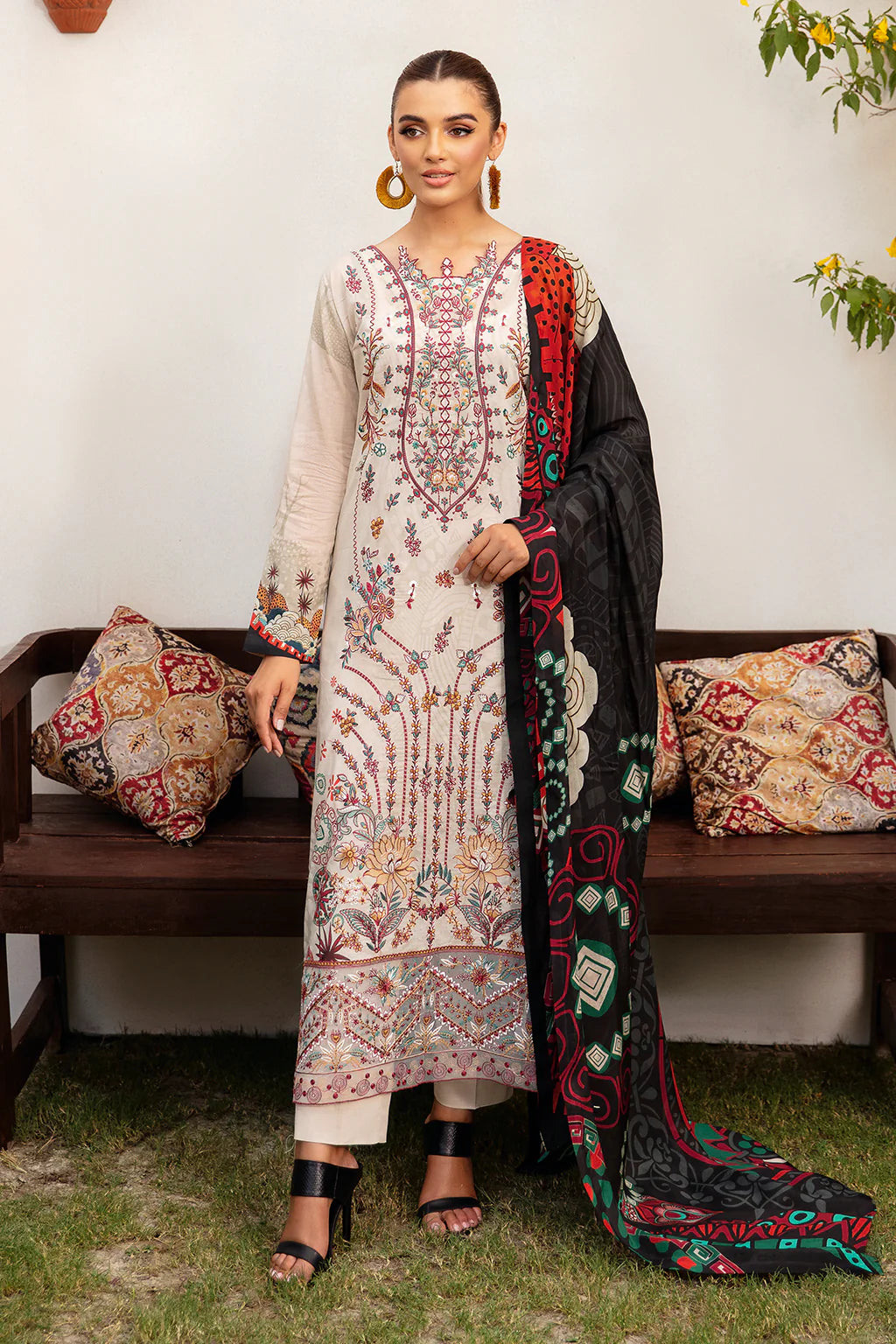 Ramsha Mashaal Lawn | Vol 12 | L-1208