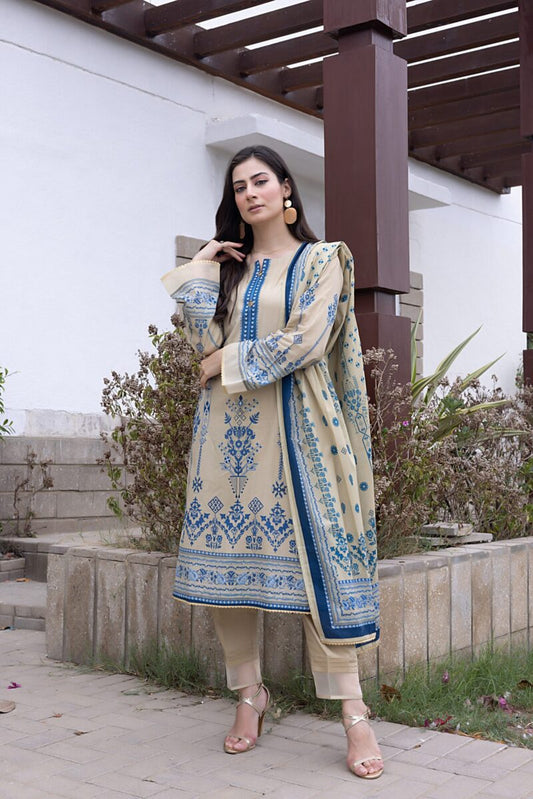 Regalia Lawn 2024 | Embroidered Salwar Kameez