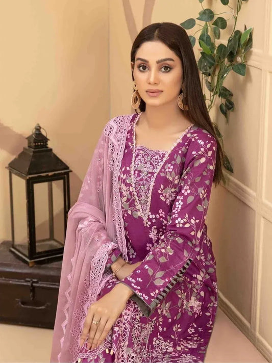 Tazeen by Tawakkal Fabrics Unstitched Embroidered Lawn 3Pc Suit D-9352