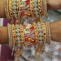 Best Rajwadi Bangle Set in Doli Design